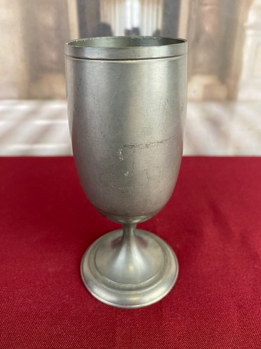 Altes sektglas zinn - altes, zinnbecher